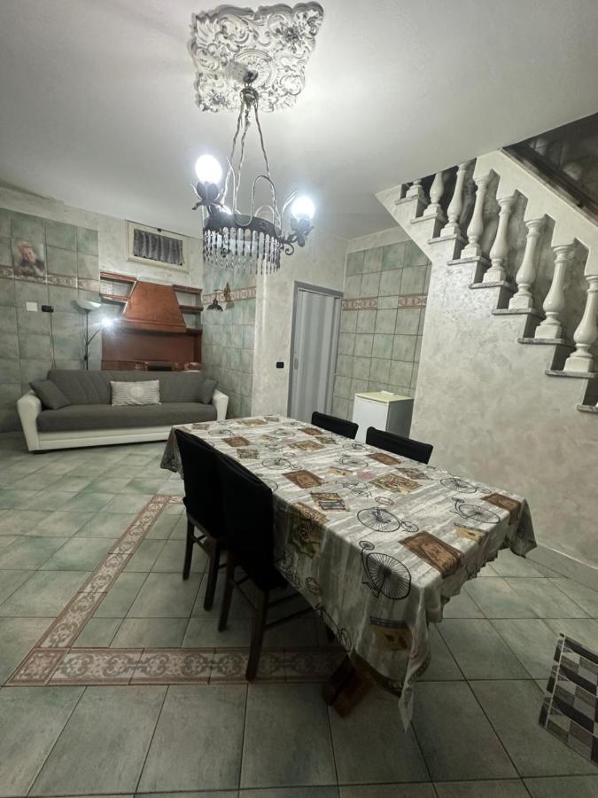 B&B Nonna Maria Napels Buitenkant foto